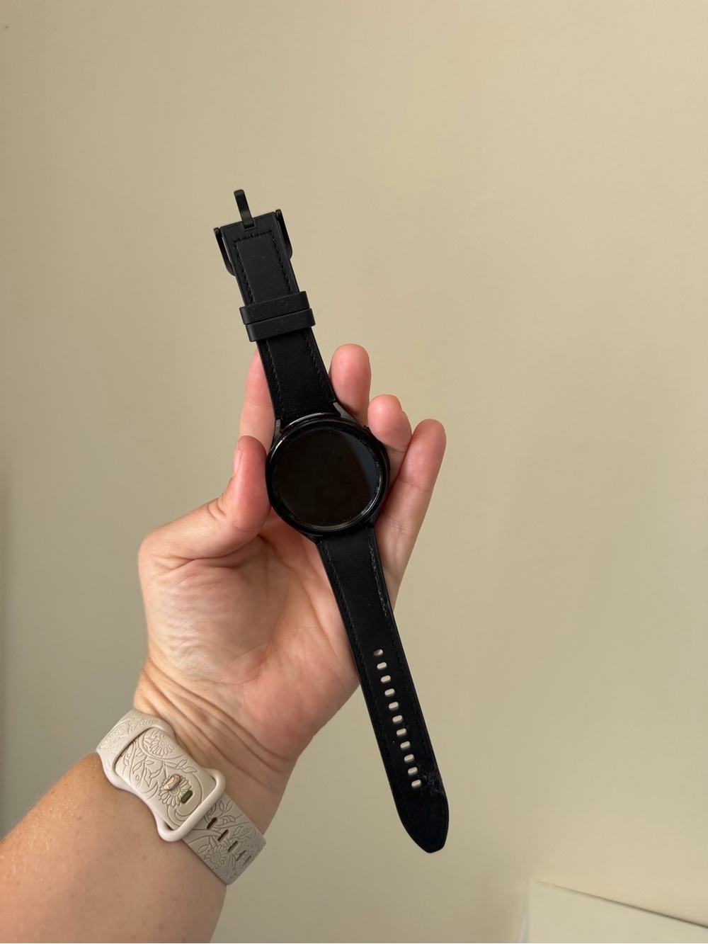Samsung Galaxy Watch6 Classic 47mm LTE — Black